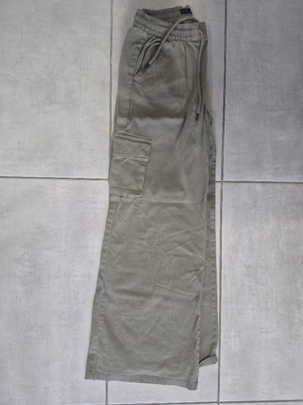 Silver Jeans Olive Green Women's Cargo Pants with Drawstring Waist